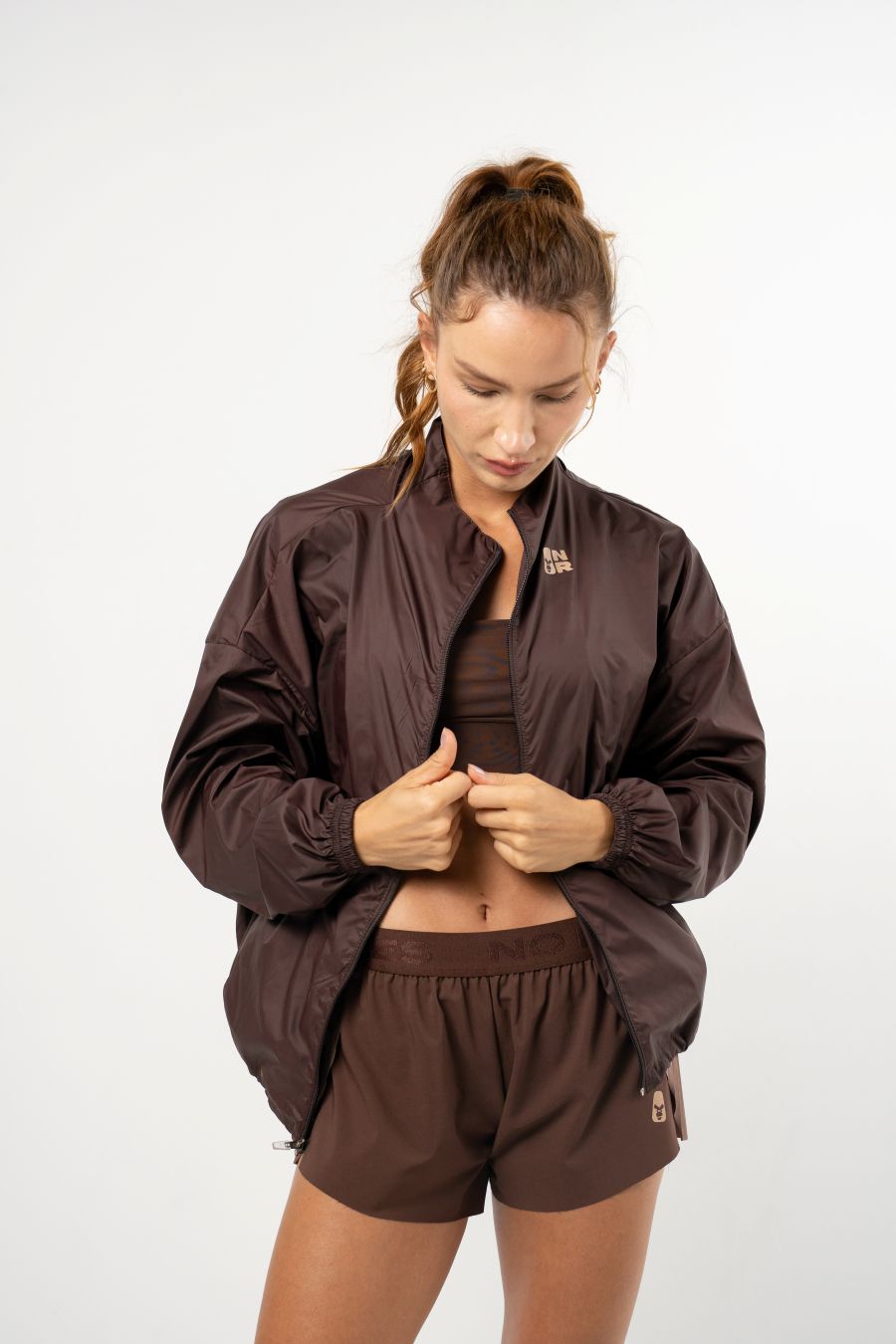 Chaqueta Active Flow Chocolate