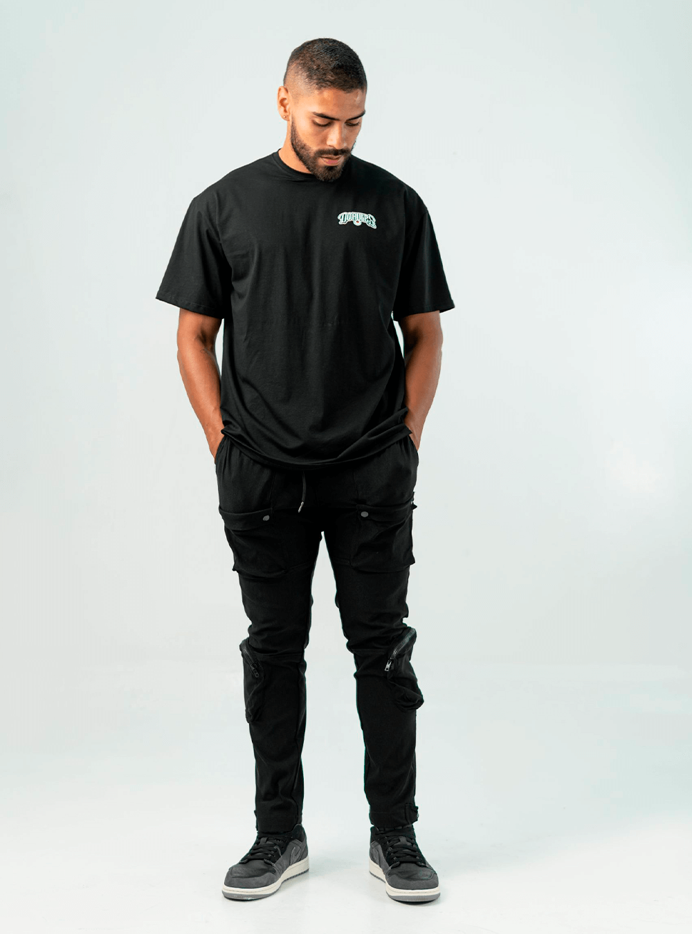 BLACK UTILITY CARGO PANTS
