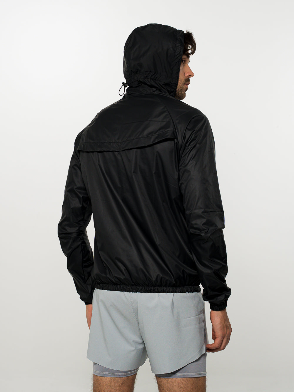 Essential Jacket Hombre Negra