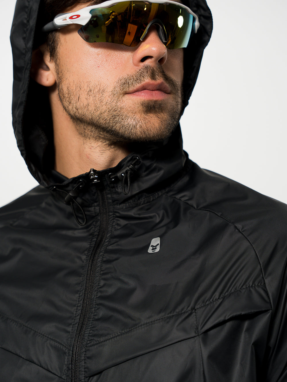 Essential Jacket Hombre Negra