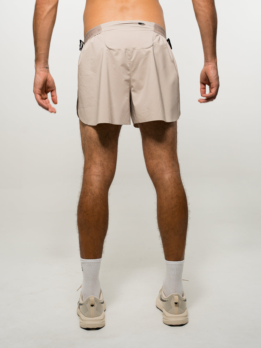 Running Pro Retro Cream Shorts