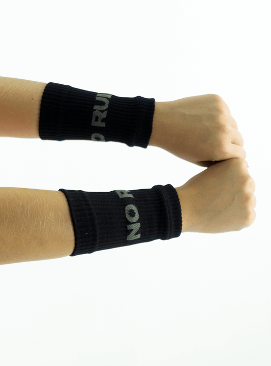 BLACK WRISTBAND